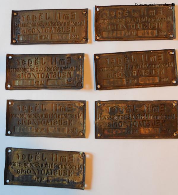 DWLOSE Typenschilder Spulen Verpackung des VEB Metallweberei Neustadt Orla Betriebsteil Zeulenroda Baderschneider Lenzner DDR heute Zeuro Zeutrie Möbel