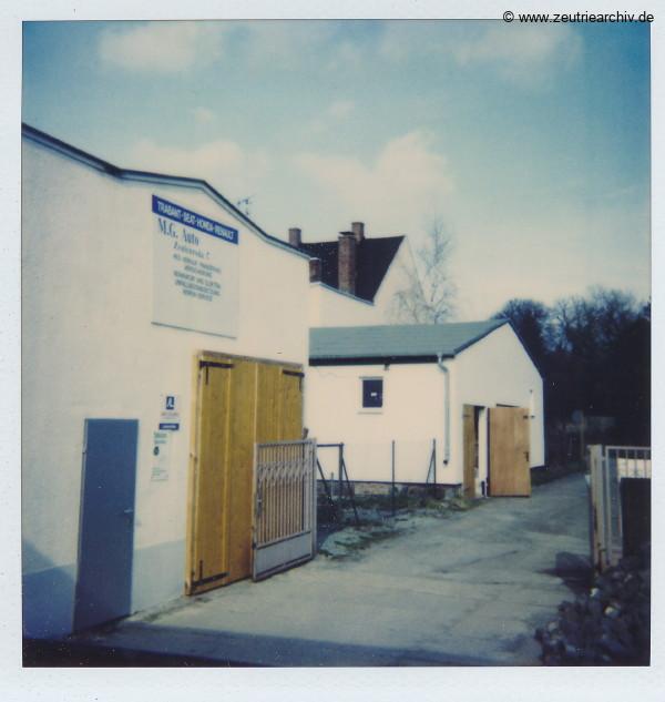 Fotos innen und außen aus mehreren Jahrzehnten der VEB Drahtweberei Neustadt Orla Betriebsteil Zeulenroda DDR heute Zeuro Zeutrie Möbel