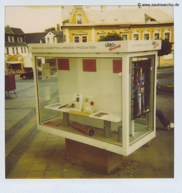 Fotos innen und außen aus mehreren Jahrzehnten der VEB Drahtweberei Neustadt Orla Betriebsteil Zeulenroda DDR heute Zeuro Zeutrie Möbel