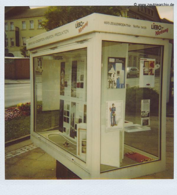 Fotos innen und außen aus mehreren Jahrzehnten der VEB Drahtweberei Neustadt Orla Betriebsteil Zeulenroda DDR heute Zeuro Zeutrie Möbel