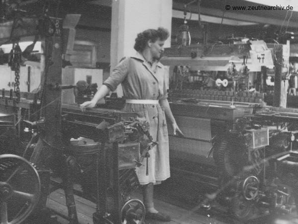 Fotos innen und außen aus mehreren Jahrzehnten der VEB Drahtweberei Neustadt Orla Betriebsteil Zeulenroda Baderschneider Lenzner DDR heute Zeuro Zeutrie Möbel